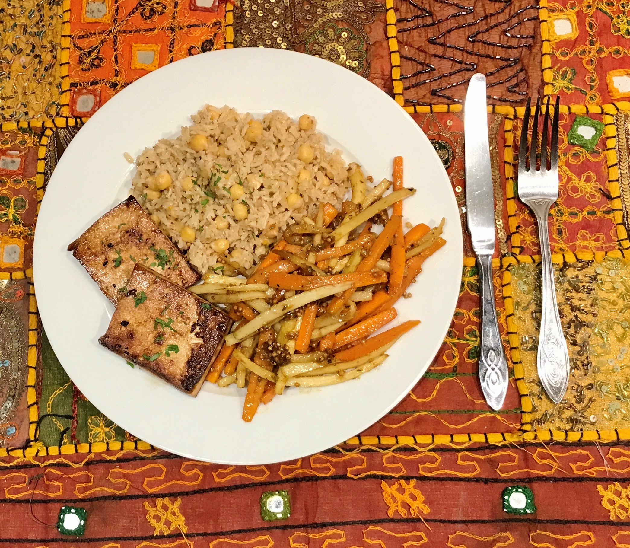 Lasst uns zusammen kochen: Wurzeln in der veganen Herbstküche - die ganze Kraft der Sonne gespeichert für den Winter